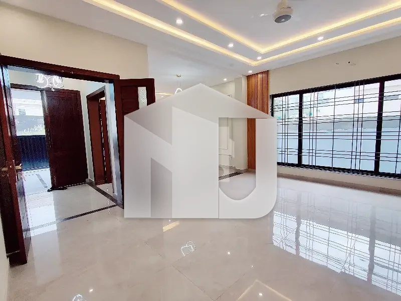 10 Marla Brand New House For Rent Dha Phase 5 Rent 180000, photo 12
