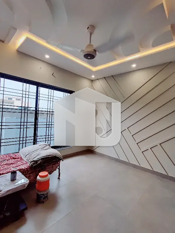 10 Marla Brand New House For Rent Dha Phase 5 Rent 180000, photo 10