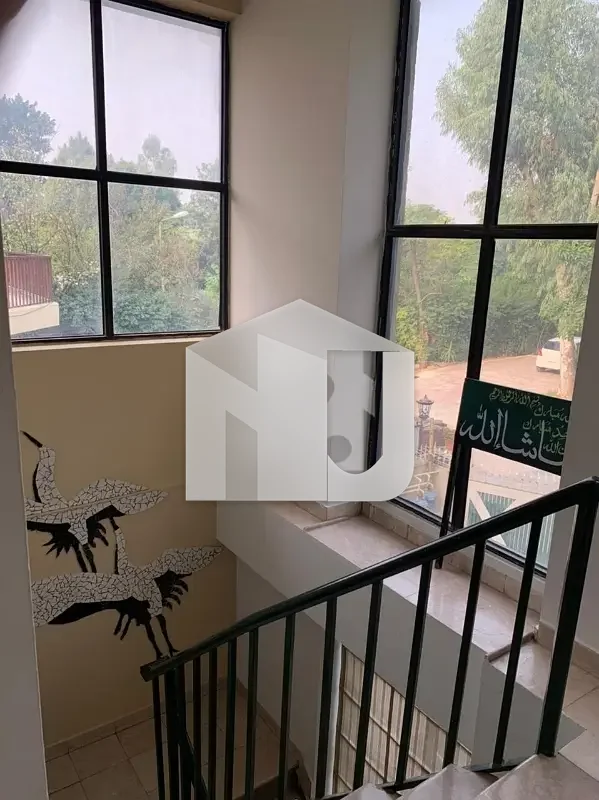 F10/4 Size 600 Full House 5 beds Rent 425000 Not Real Pic, photo 3