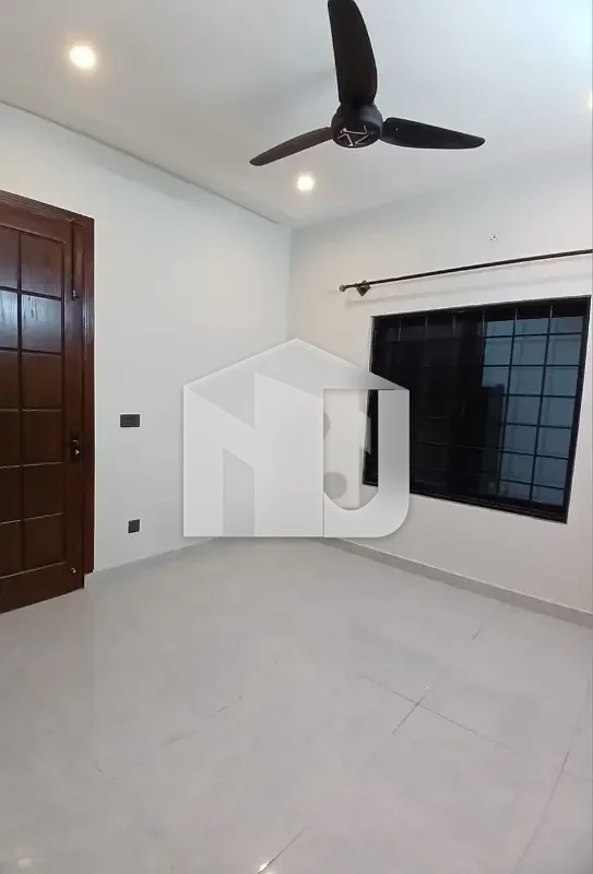 Brand New Double Story House For Rent, photo 14