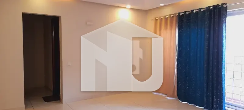 1 Kanal House for Rent in F-7, Islamabad Prime Location, photo 5
