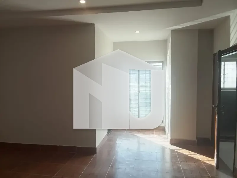 1 Kanal House For Rent In F-10/1 Islamabad, photo 2