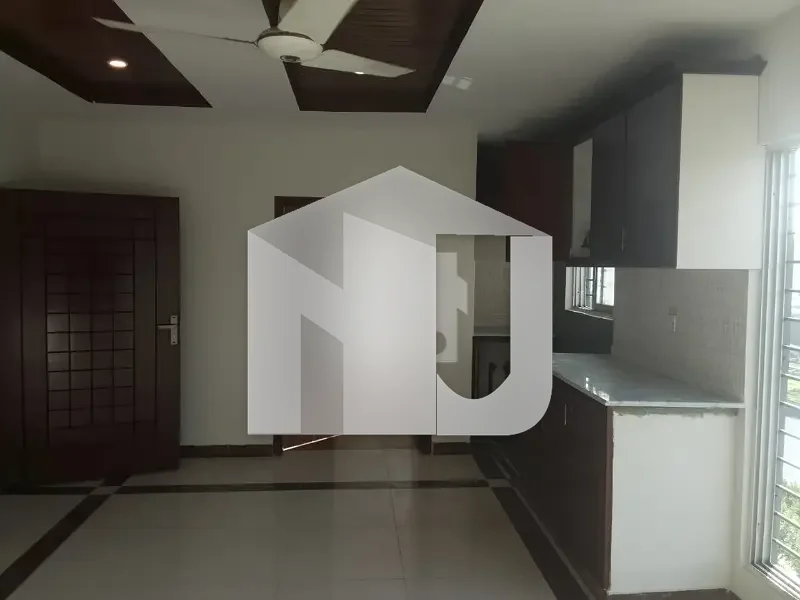 1 Kanal House For Rent In F-10/1 Islamabad, photo 3