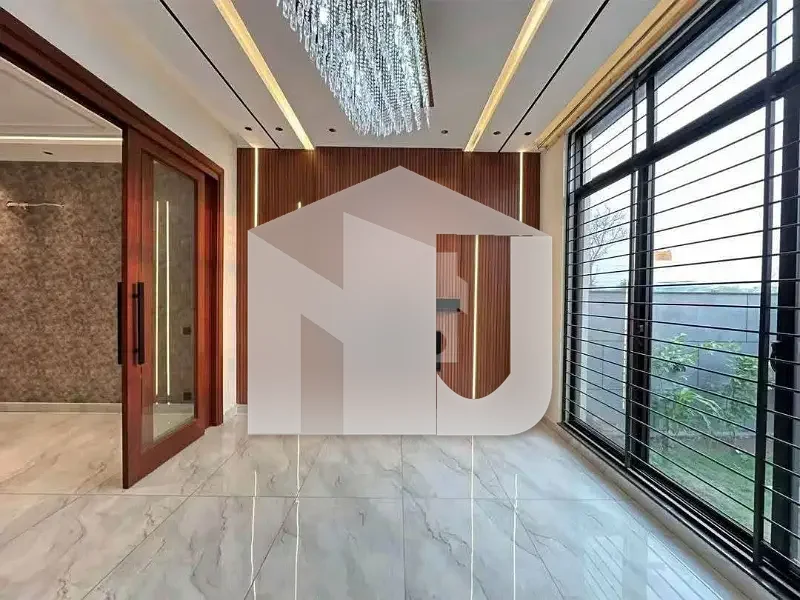 Independent seperate House Luxurious Spacious Designer Double Story Available for Rent : BEST Location walking Distance Islamabd Express Highway, photo 3