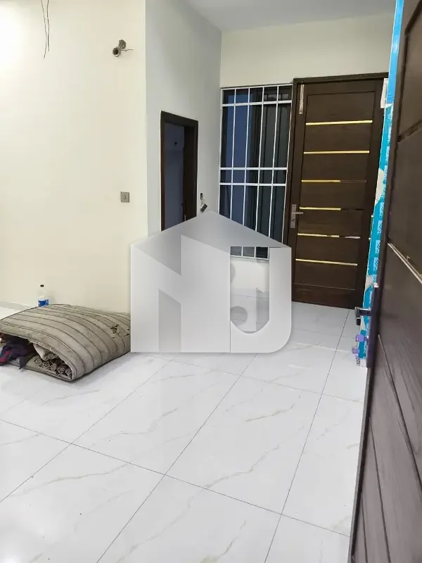Brand New 5 Bed 5 Bath Double Drawing Dinning TV Lounge Double Kitchen, photo 8