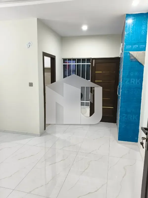 Brand New 5 Bed 5 Bath Double Drawing Dinning TV Lounge Double Kitchen, photo 9
