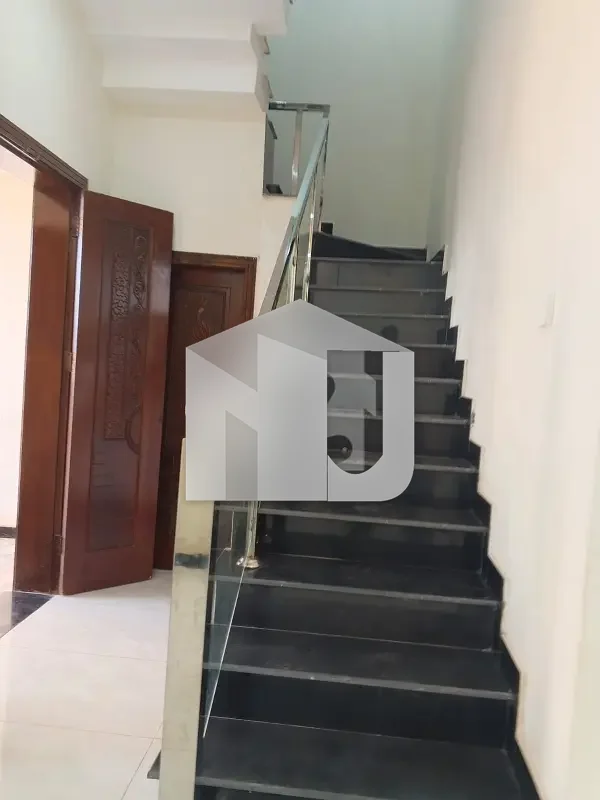 5 Marla Double Storey House Available For Rent, photo 11