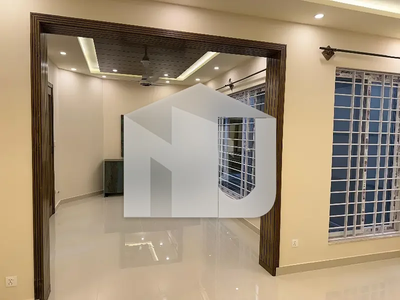 Perfect 3200 Square Feet House In D-12 For rent, photo 4