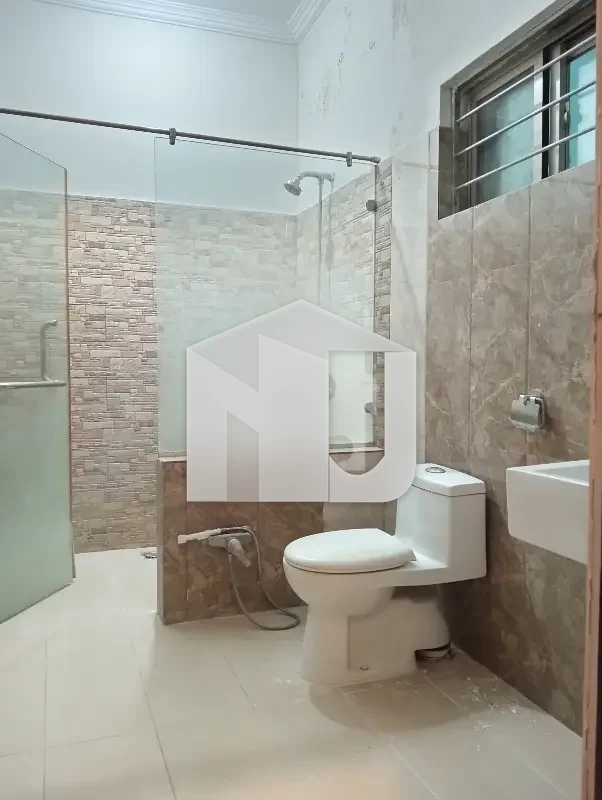E 11 For Commercial /Residence Use Kanal Beautiful House Triple Story 10 Bedroom Available At Prime Location, photo 6