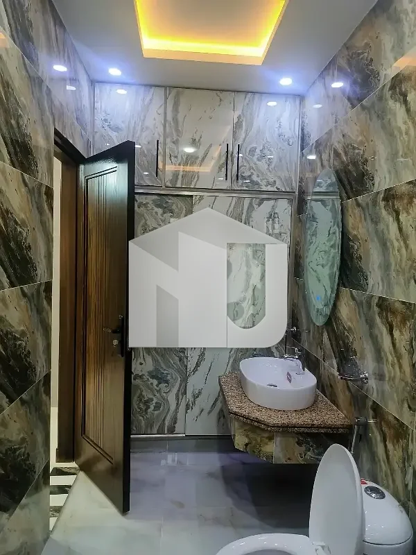 5 MARLA Brand New house for rent in faisal hills ., photo 5