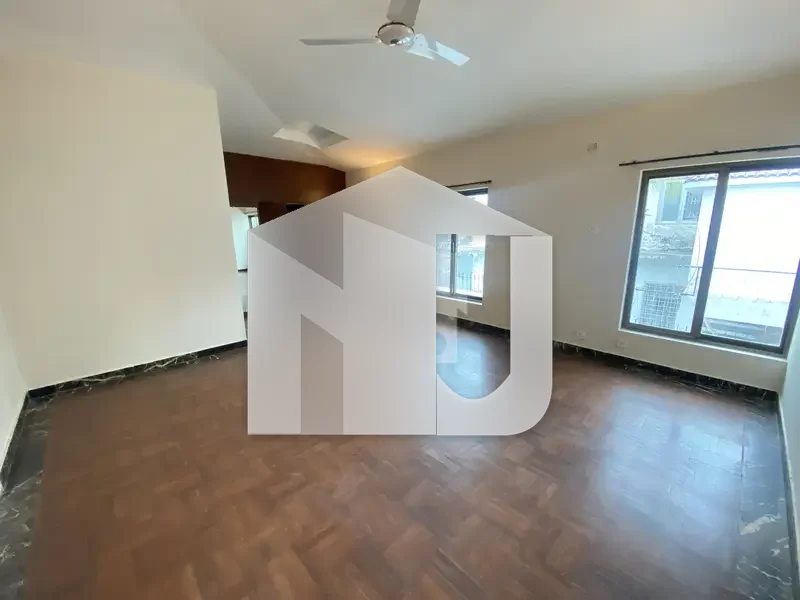 Brand New Luxurious House For Rent On Most Prime Location, photo 4