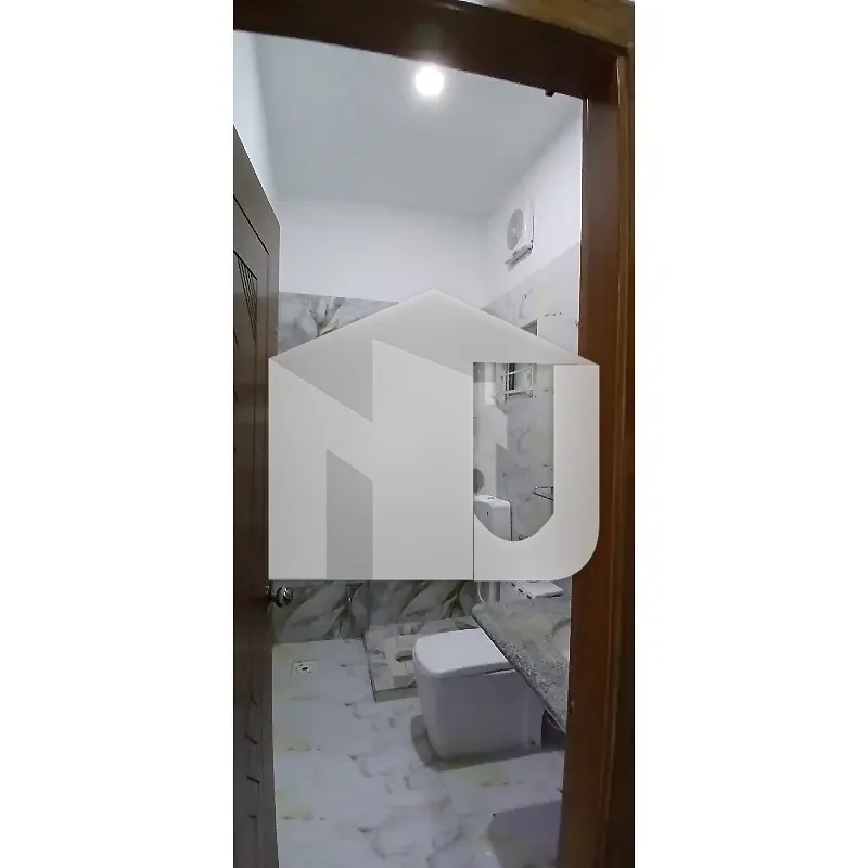 7 Marla Brand New Modren House Available For Rent In Jinnah Garden Phase 1, photo 8