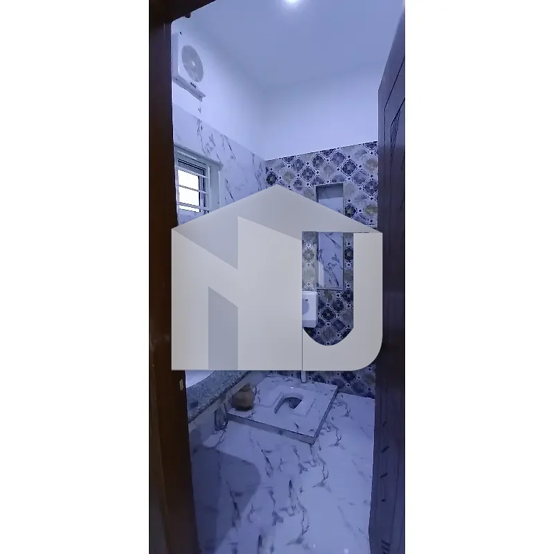 7 Marla Brand New Modren House Available For Rent In Jinnah Garden Phase 1, photo 10