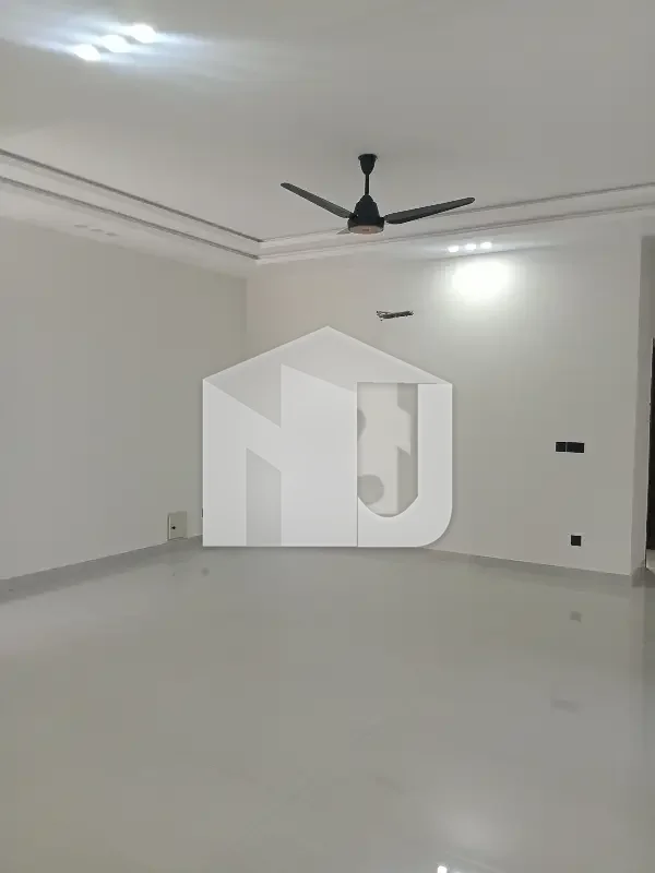 In D12 Brand New 10 Marla Triple Storey Luxury Designer House For Rent, photo 24