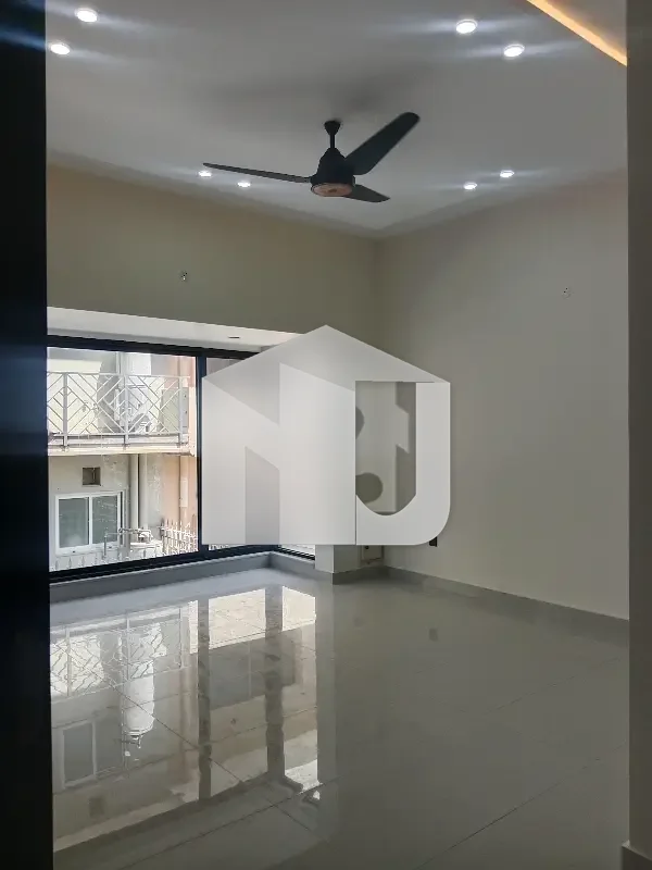 In D12 Brand New 10 Marla Triple Storey Luxury Designer House For Rent, photo 13
