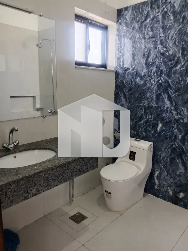 In D12 Brand New 10 Marla Triple Storey Luxury Designer House For Rent, photo 28