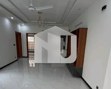 A Spacious 7 Marla House In G-16, photo 3
