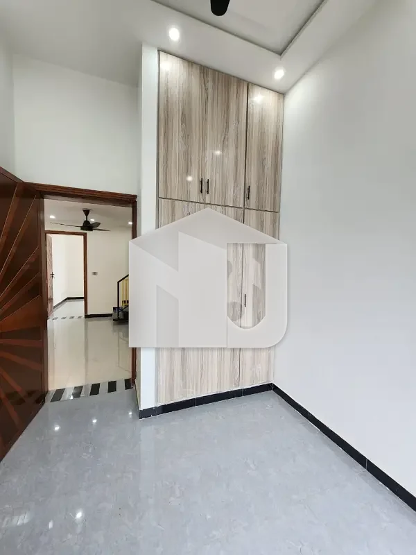 5 Marla House Faisal Town For Rent, photo 6