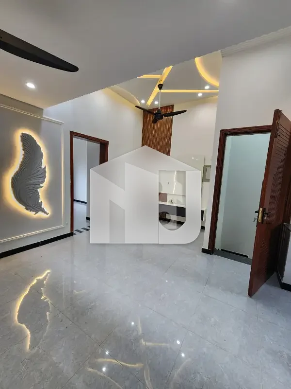 5 Marla House Faisal Town For Rent, photo 3