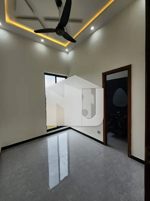 5 Marla House Faisal Town For Rent, photo 5
