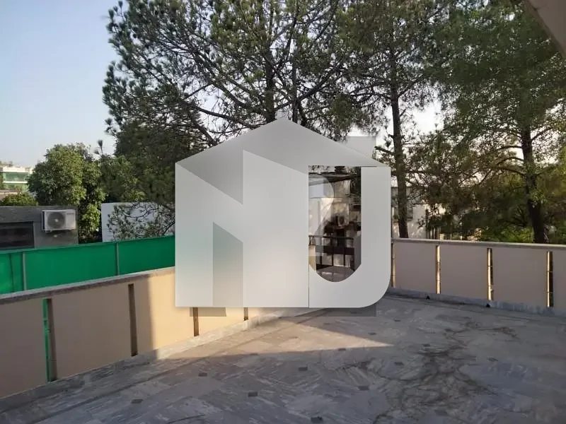 Affordable House Of 1 Kanal Is Available For rent, photo 6