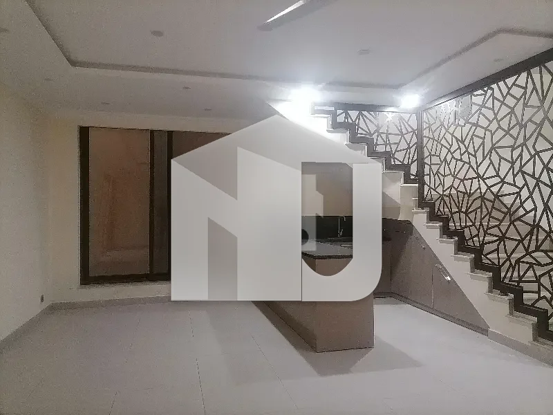 700 Square Yards House In F-7 Is Available For Rent, photo 19