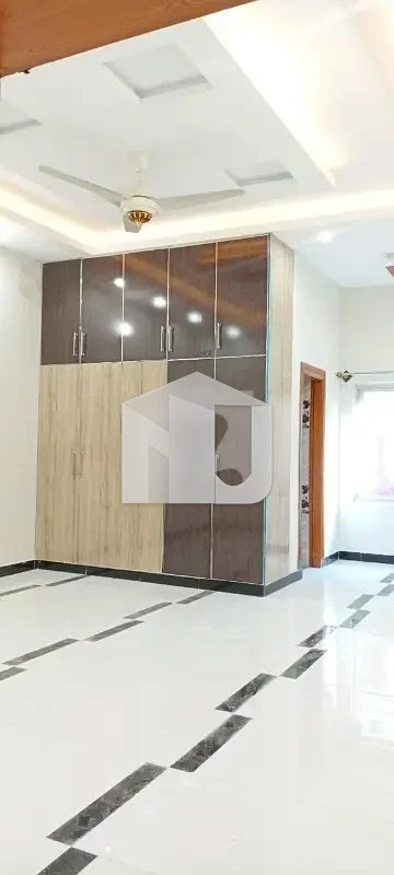 House Available For Rent In G-9/1, photo 3
