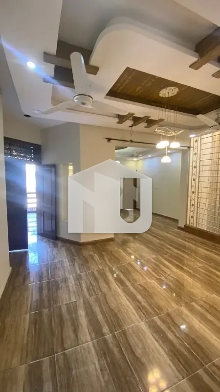 10 Marla Full House Available For Rent In Pwd Block C, photo 12