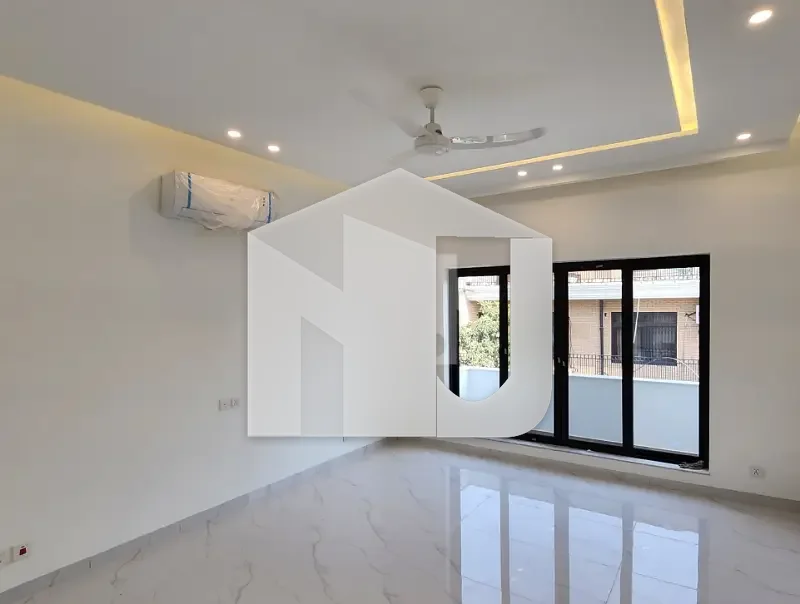 666 Sq Yd Brand New 8 Bedroom Triple Story Luxury House For Rent In F-7 Islamabad, photo 12