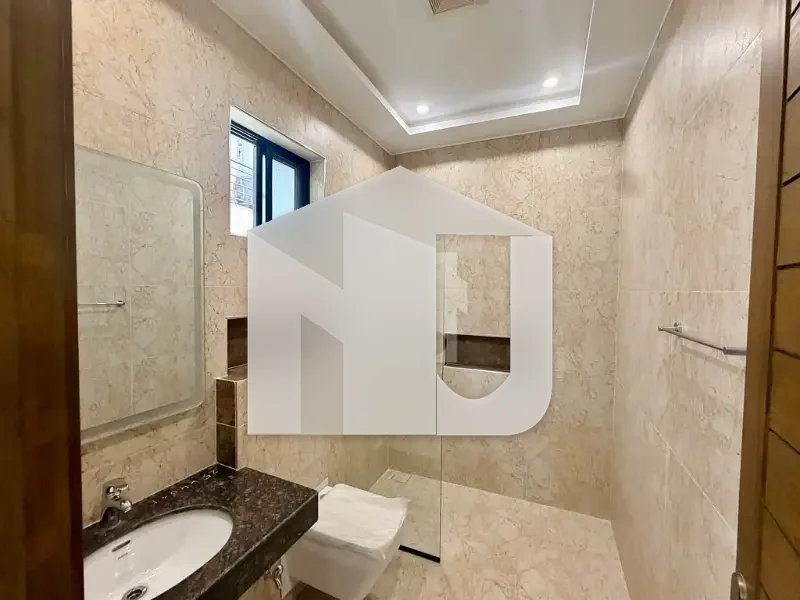 D-12 Neat And Clean 8 Marla Brand New Tiles Flooring Double Story 2 Unit House For Rent, photo 2