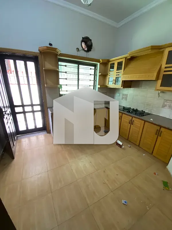 7 Marla Full House For Rent With All Basic Necessities, photo 2