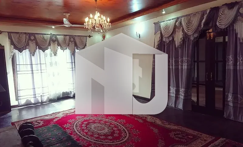 2 Kanal Beautiful House Available For Rent In Bani Near Market, photo 9