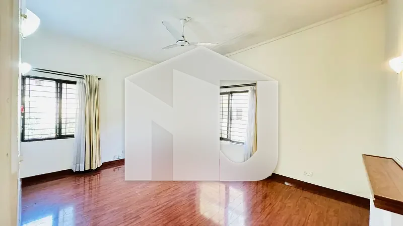 House For Rent 566 Square Yard, photo 10
