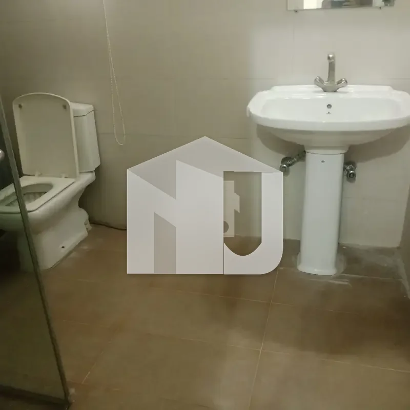 Spacious 6-Bedroom Full House for Rent in F-7, Islamabad, photo 28