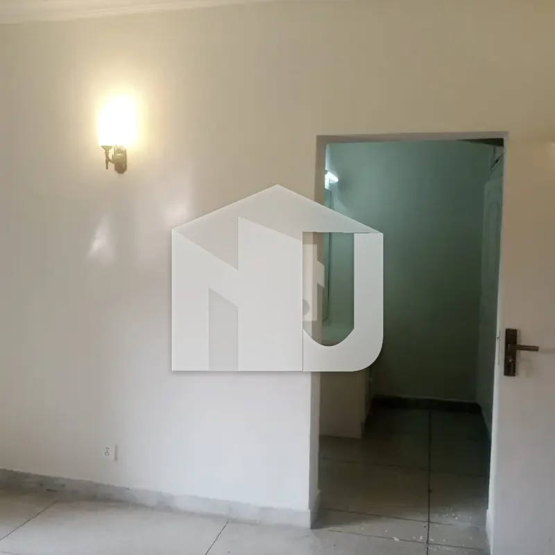 Spacious 6-Bedroom Full House for Rent in F-7, Islamabad, photo 13