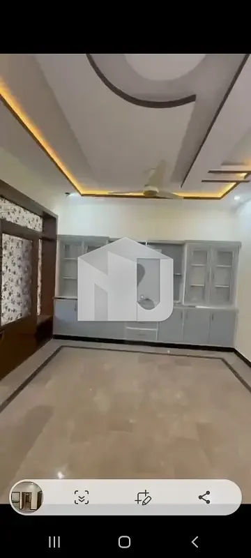 in jinnah garden 7marla House 4bedroom with water boring rent dimnd 120000