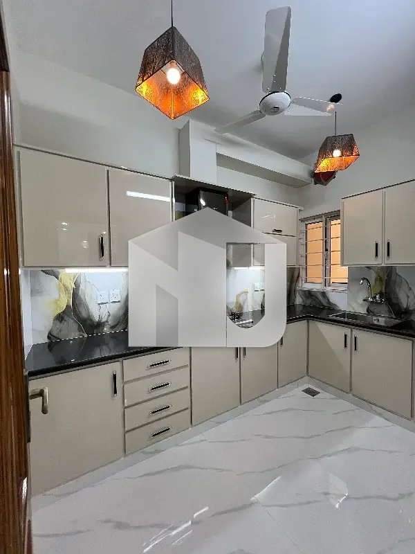 D12/1 8 Marla Brand New Full House 5 Bedroom, photo 15