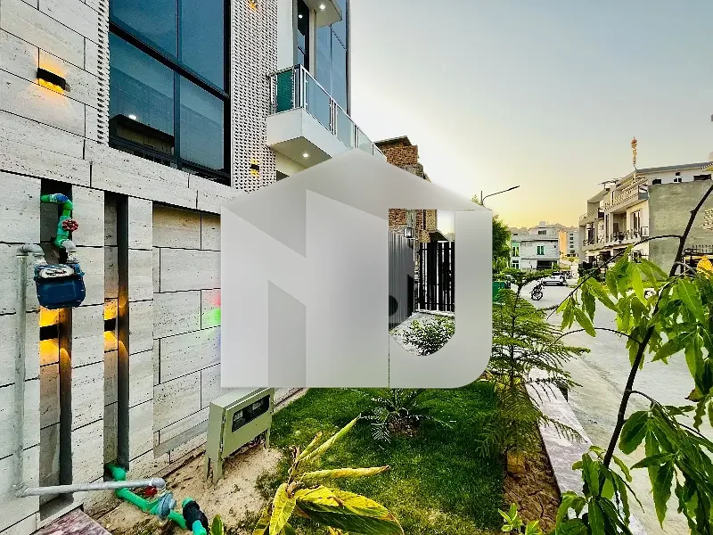 5 Marla Brand New House Available For Rent In B-17, Multi Gardens, Islamabad, photo 2