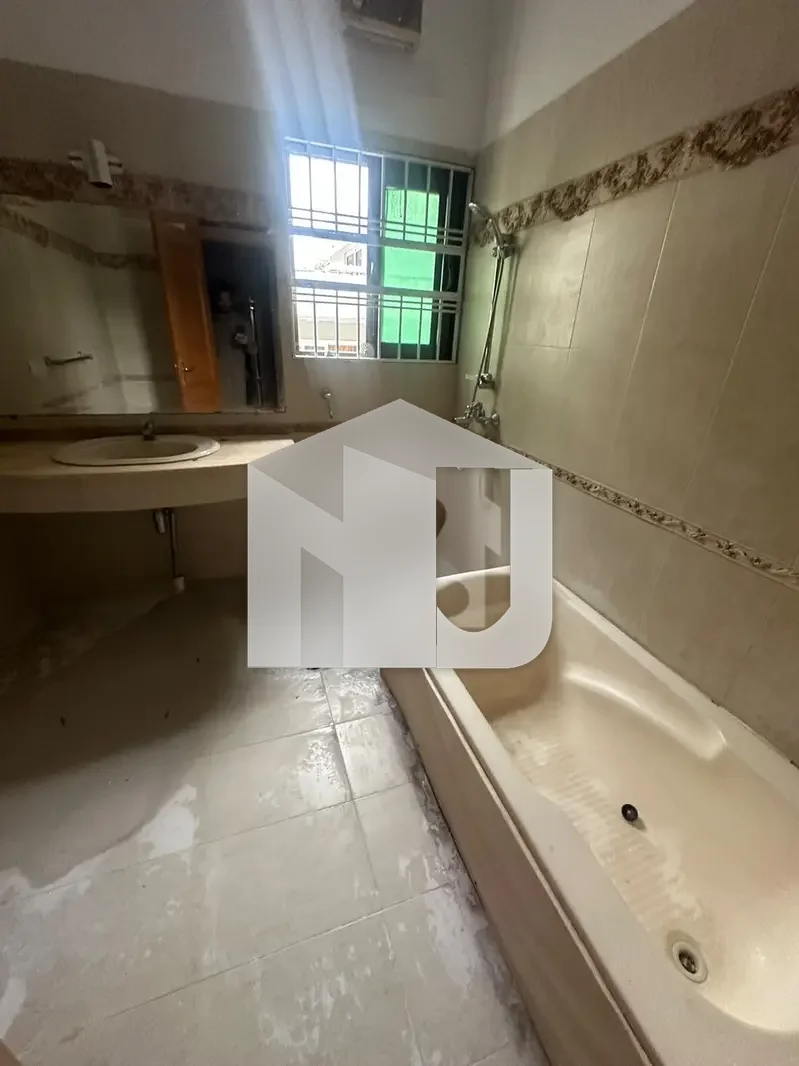 G-6 Beautiful House For Rent With Basement, photo 3