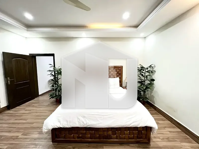 A Spacious 16 Marla House In E-11, photo 5