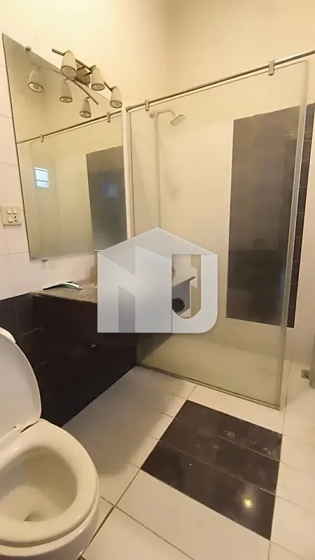 G-10 Excellent 3200 SQ. FT House Proper 6 Bedrooms, Proper 6 Attached Bathrooms Modern Fittings Along With Tile Flooring Drawing Dining, TV Lounge, Kitchen, photo 7