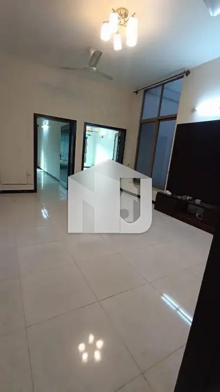 G-10 Excellent 3200 SQ. FT House Proper 6 Bedrooms, Proper 6 Attached Bathrooms Modern Fittings Along With Tile Flooring Drawing Dining, TV Lounge, Kitchen, photo 17