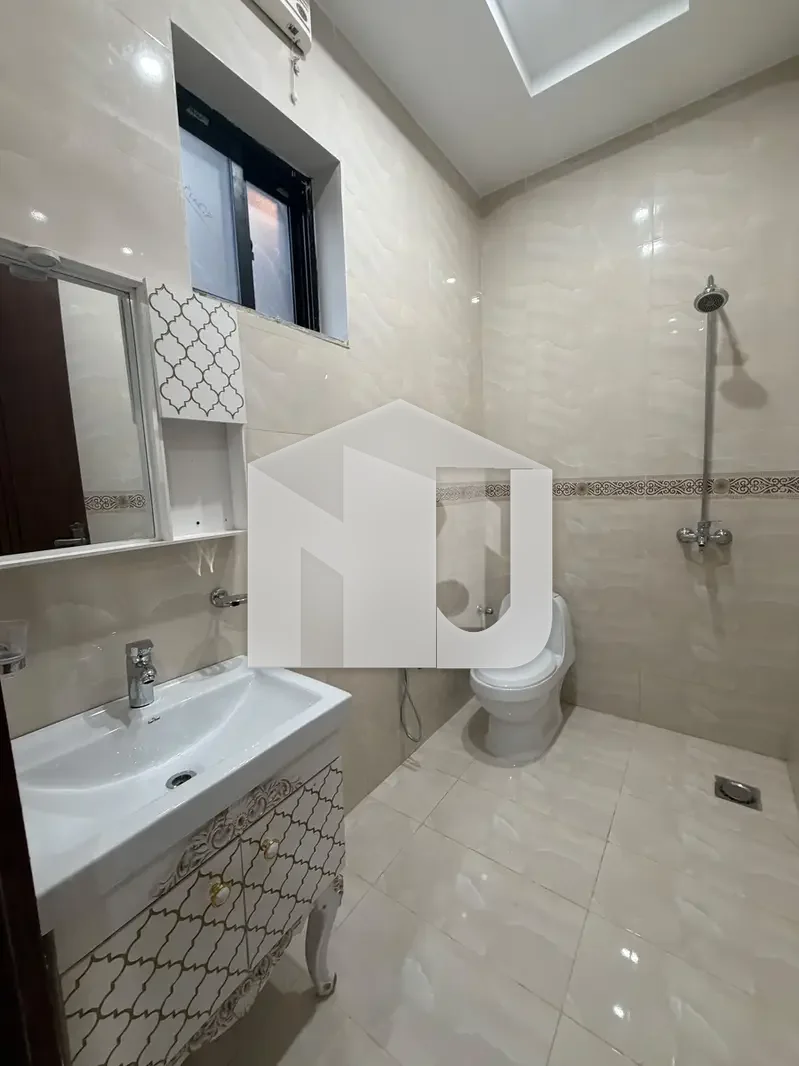 10 MARLA UPPER PORTION AVAILABLE FOR RENT, photo 5