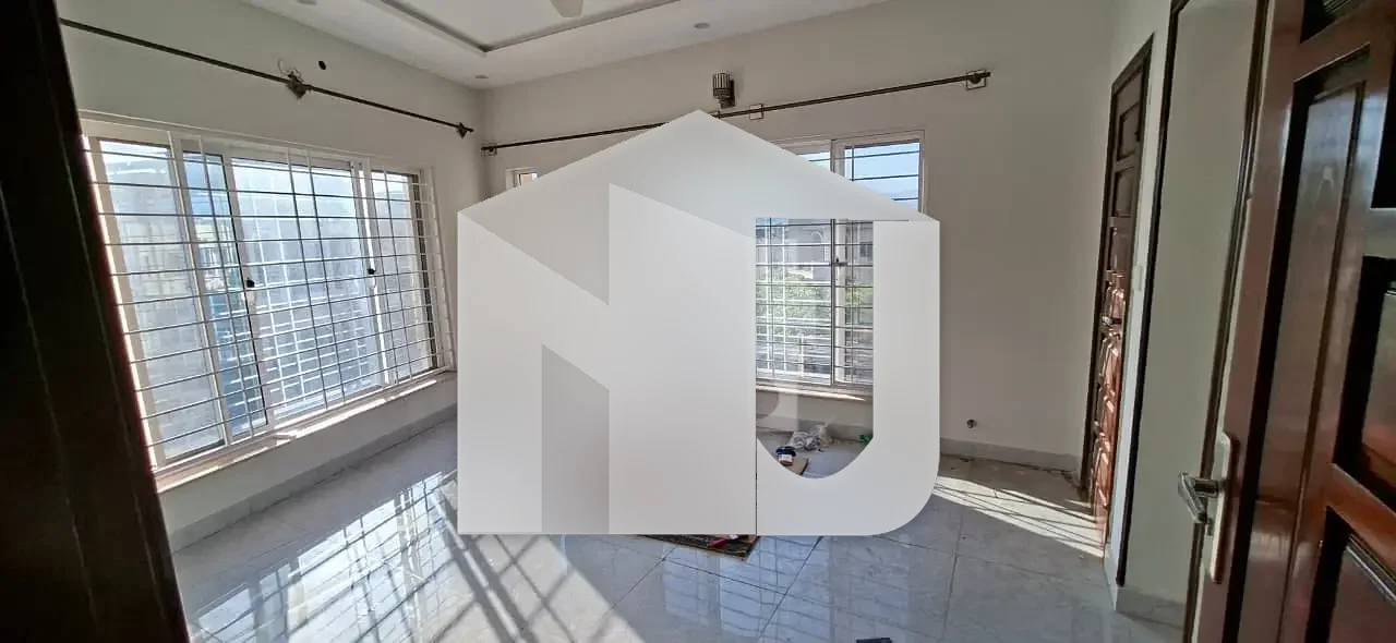 8 Marla premium location house for rent, photo 4