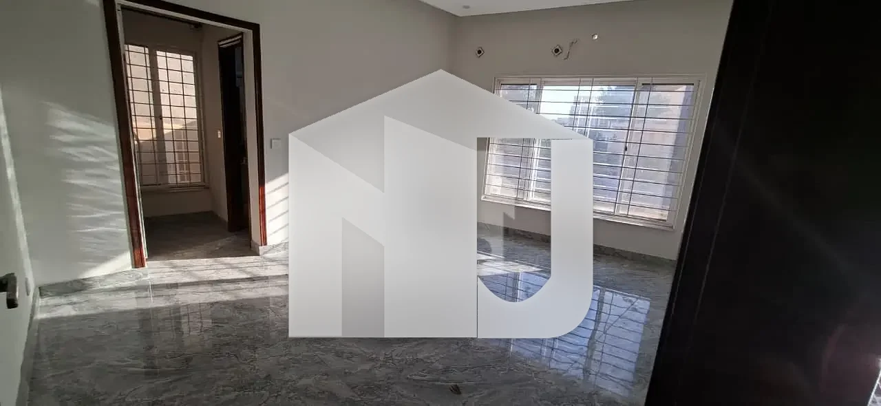 8 Marla premium location house for rent, photo 7