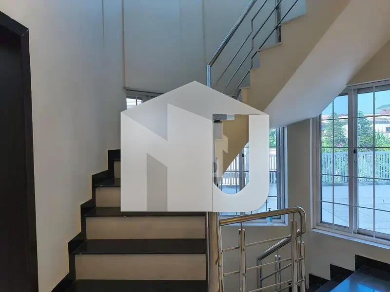 1 Kanal Duplex House For Rent In I-8/4 Islamabad, photo 12