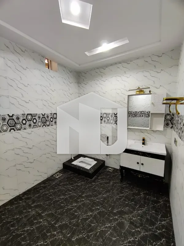 Brand New 12 Marla Triple Storey House Available For Rent In G-16, photo 16