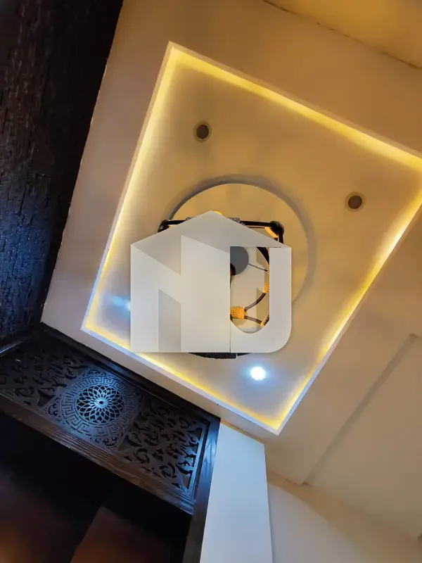 Brand New 12 Marla Triple Storey House Available For Rent In G-16, photo 9