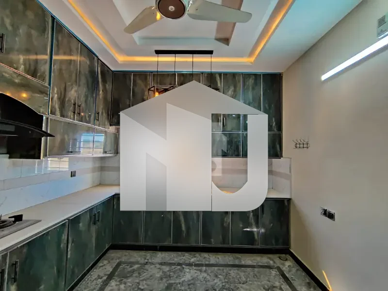 Brand New 12 Marla Triple Storey House Available For Rent In G-16, photo 3