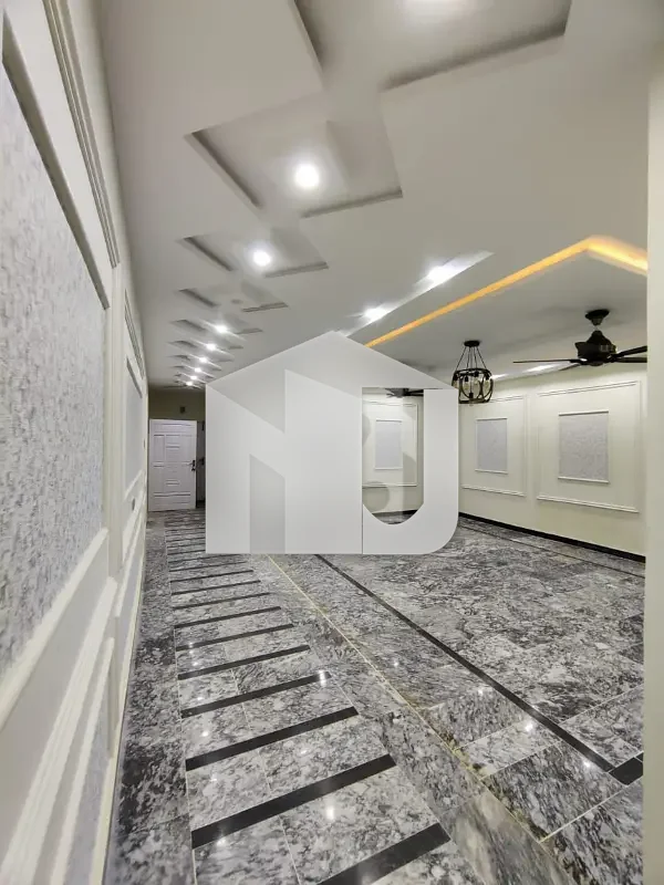 Brand New 12 Marla Triple Storey House Available For Rent In G-16, photo 15